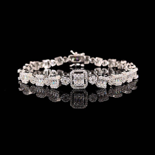Luxurious Sterling Silver Zircon Bracelet - ZYLVER.IN #