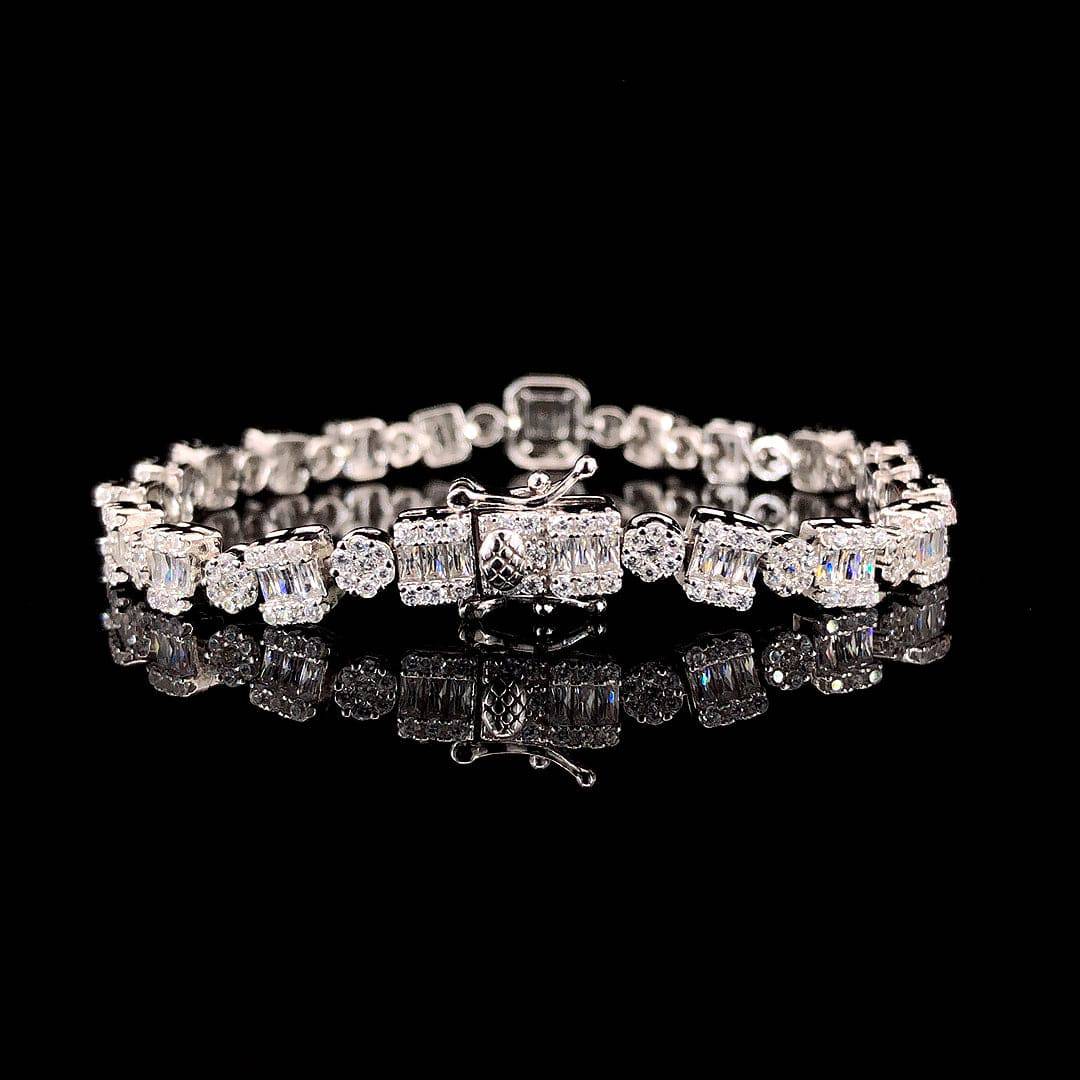 Luxurious Sterling Silver Zircon Bracelet - ZYLVER.IN #