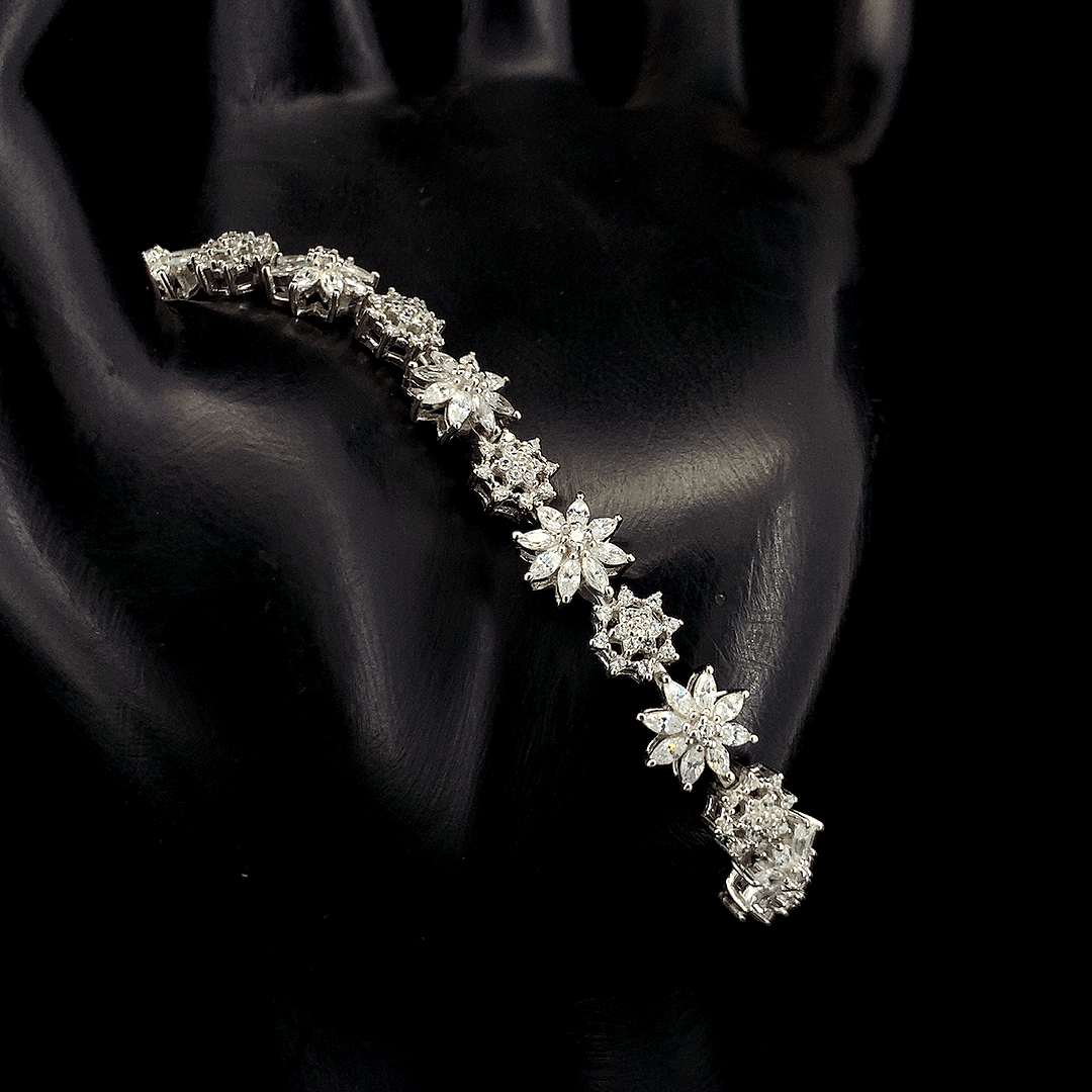 Sterling Silver Zircon Floral Cluster Bracelet - ZYLVER.IN #
