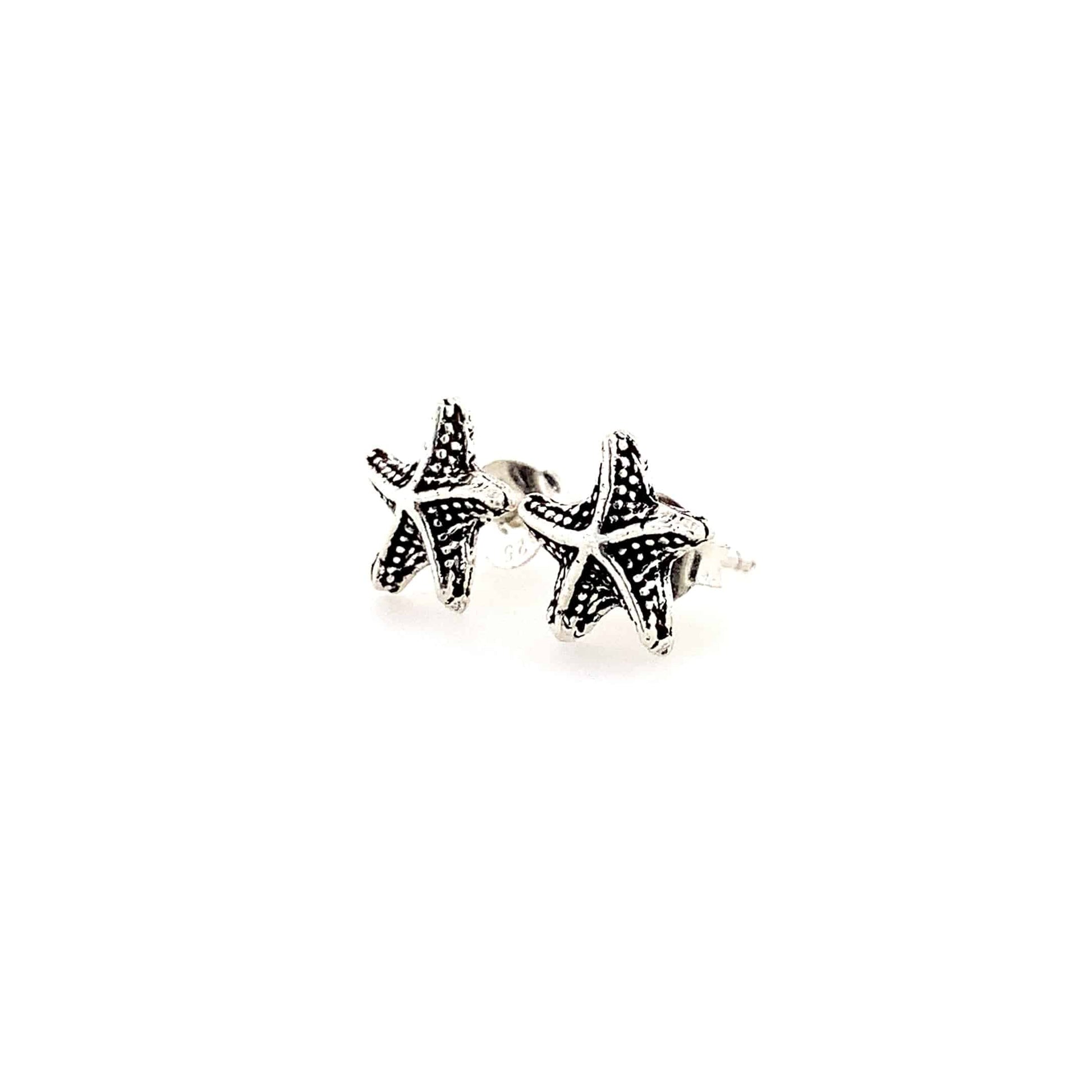 Ocean-Inspired Oxidized Starfish Stud Earrings - ZYLVER.IN #