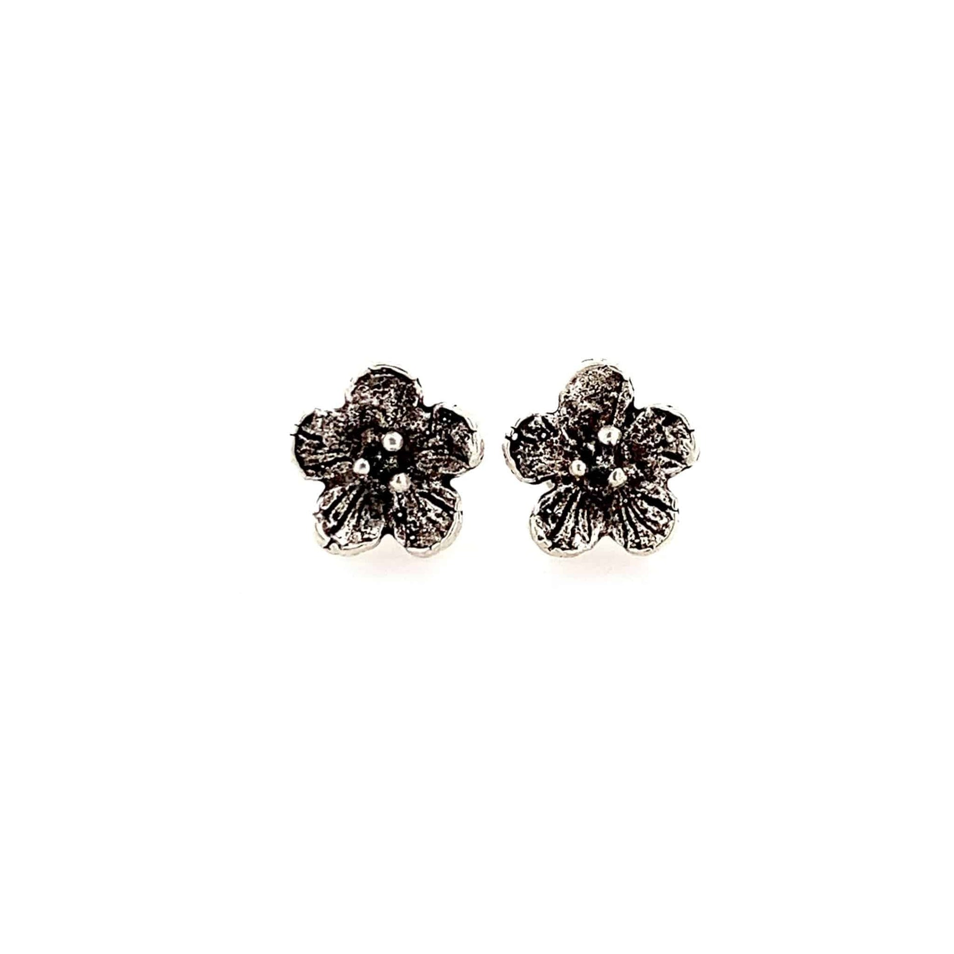 🌸 Rustic Floral Oxidized Stud Earrings 🌸 - ZYLVER.IN